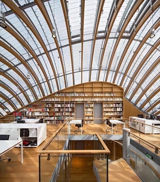 Pathé Foundation / Renzo Piano Building Workshop  - Interior Photography, Heritage, Beam, Table, Chair
