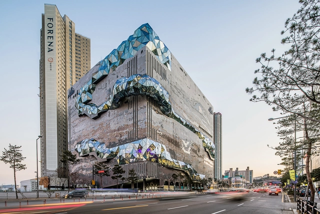 OMA completa la tienda por departamentos Galleria en Corea del Sur - Imagen Principal