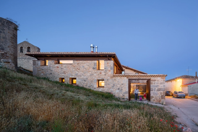 Casa Alcoba / MYCC - Fotografía exterior, Sustentabilidad, Fachada