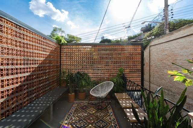 Residencial Terapéutica Villa São Paulo / Estúdio Ubuntu - Fotografía exterior, Renovación, Patio interior