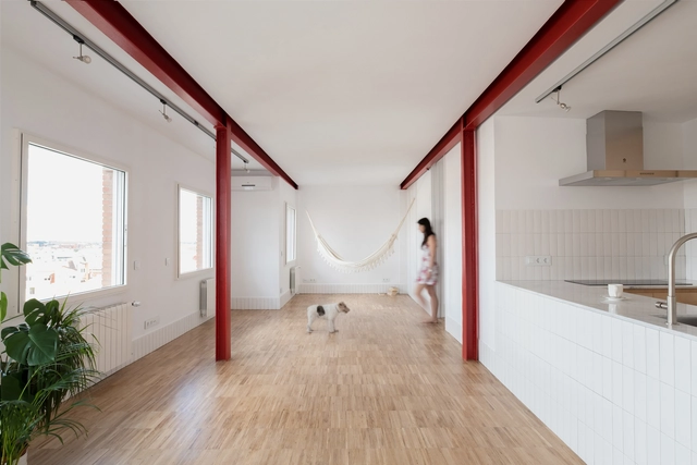 PR9 Reforma de vivienda / La Troupe - Fotografía interior, Casas, Escaleras, Barandas, Fijación Vigas, Fachada, Encimera