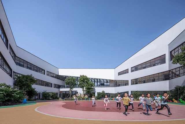 南浔镇中心幼儿园新址扩建工程 / 浙江大学建筑设计研究院 - 幼儿园