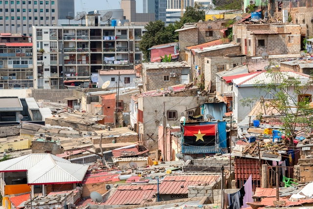 Angola informal: um olhar sobre os musseques de Luanda - Imagem de Destaque