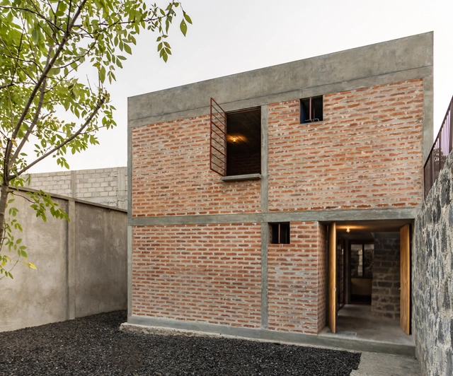 墨西哥U型宅 Nakasone / Escobedo Soliz - 建筑图, 独立住宅, 门