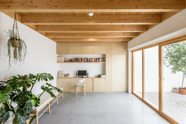 Casa SD / Escribano Rosique Arquitectos - Fotografía interior, Casas, Fijación Vigas, Fachada, Sillas, Mesas