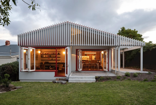 Casa Dividida / Pac Studio - Fotografia de Exterior, Casas, Fachada, Porta