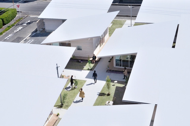 美滨町Kowa公寓综合体 / studio velocity - 集合住宅