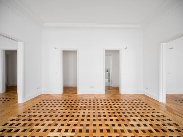 Padrões e variações em 18 apartamentos com piso de taco - Imagem de Destaque