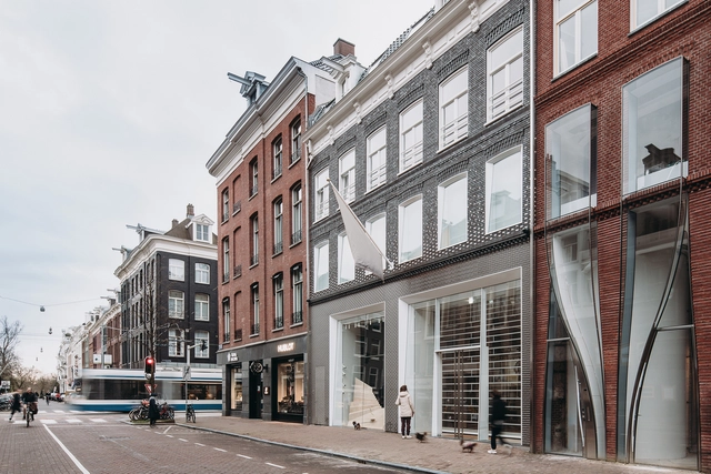The Brick Pixelation Facade P.C. Hooftstraat / UN Studio - Exterior Photography, Retail , Facade