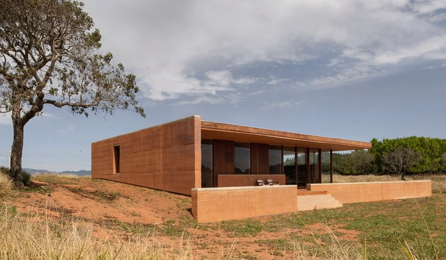 Casa en Cunha / Arquipélago Arquitetos - Fotografía exterior, Casas, Fachada