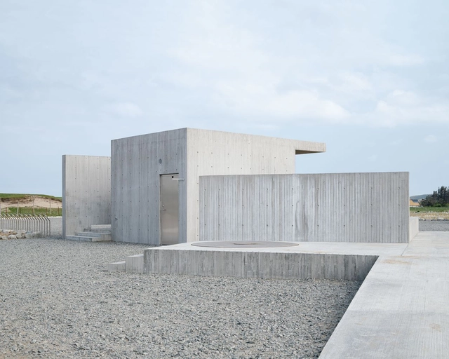 鲍尔服务中心，与海滩景观相融 / Lie Øyen Arkitekter - 建筑图, 景观装置