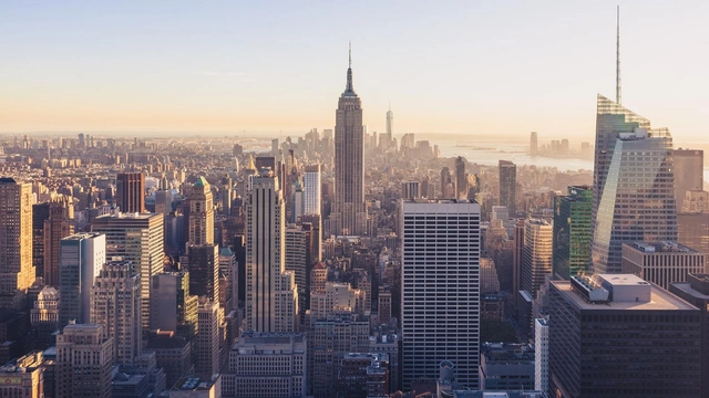 7 Practical Applications of Artificial Intelligence in Urban Management - Featured Image