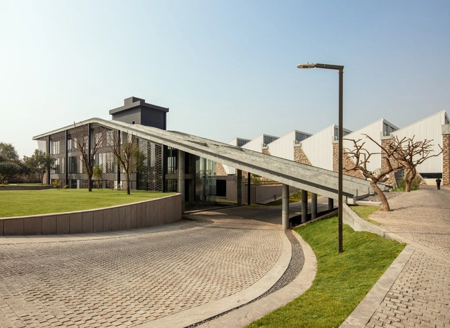 Stonex 行政工业园区 / Urbanscape Architects - 建筑图, 办公设施, 表皮