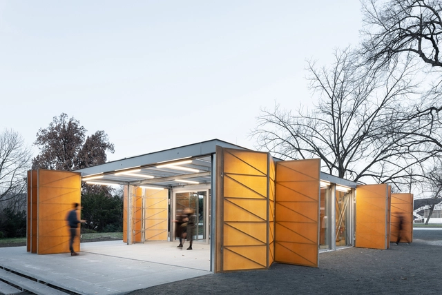 Pavilhão de Verão em Praga / Papundekl Architects - Fotografia de Exterior, Pavilhão , Porta
