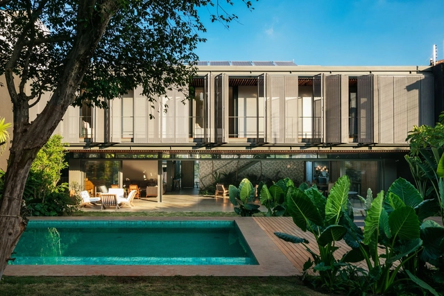 Casa RCC / Andrade Morettin Arquitetos Associados - Fotografía exterior, Casas, Patio interior