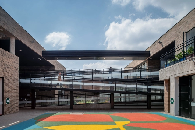 哥伦比亚“玩乐时光”幼儿园 / DARP - De Arquitectura y Paisaje - 建筑图, 文化中心