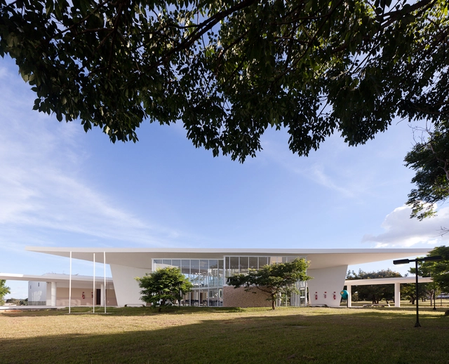 Fiocruz  / CEPLAN + CoGa Arquitetura - Universidade, Fachada