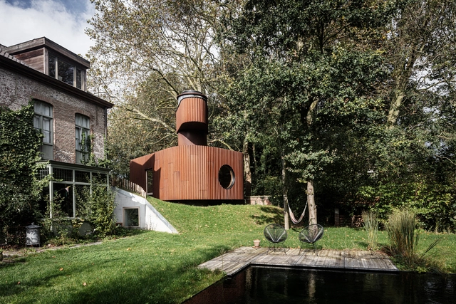 电影工作者之家，沉浸式体验 / atelier vens vanbelle - 建筑图, 加建项目, 花园