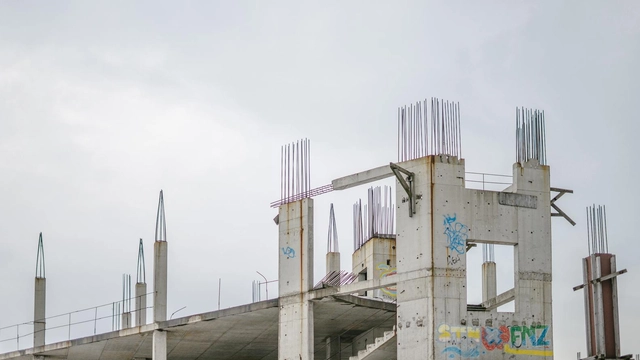¿Qué podemos hacer para superar (o evitar) la próxima crisis en arquitectura y construcción? - Imagen Principal