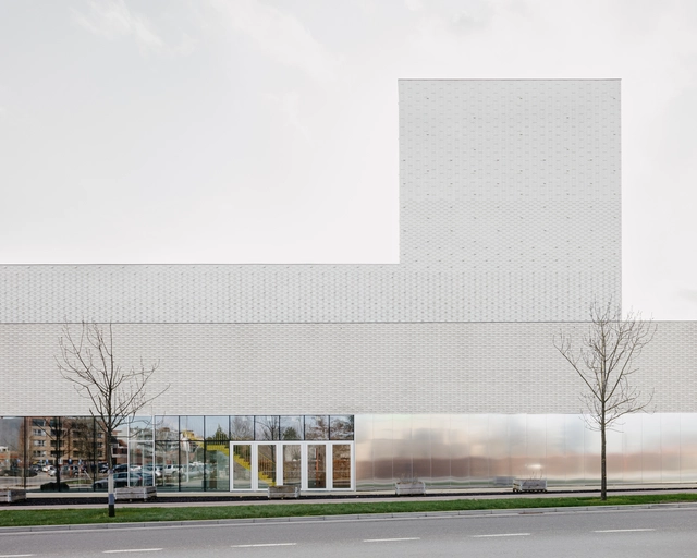 莱维河畔的剧院，哑光石材的油画质感 / TRANS architectuur I stedenbouw & V+ - 建筑图, 剧院, 表皮