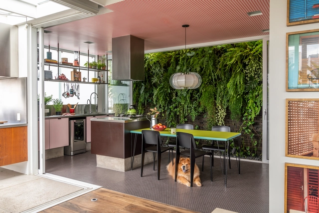 Cobertura Tatiana Leite  / Julliana Camargo Arquitetos - Fotografia de Interiores, Edifício De Apartamentos, Cozinha, Fachada, Porta, Mesa, Cadeira, Bancada