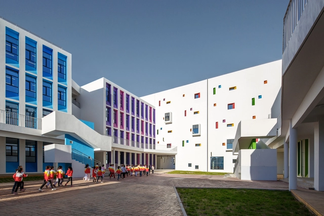 榆林市高新区第三小学 / 清华大学建筑设计研究院 + 清华大学建筑学院 - 建筑图, 中小学校, 表皮