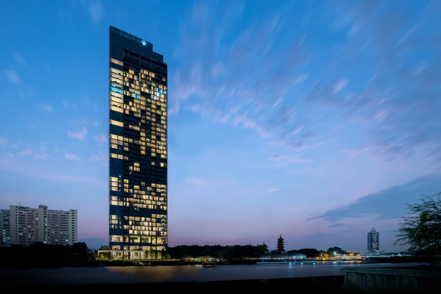 Banyan Tree Riverside Residences Bangkok / SCDA Architects - Exterior Photography, Apartments, Facade