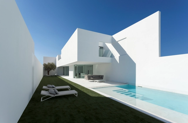 Casa Pati Blau / Fran Silvestre Arquitectos - Fotografia de Exterior, Casas, Fachada