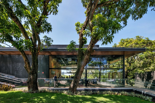 Espaço Conviver / DMDV arquitetos - Fotografia de Exterior, Serviços, Jardim, Fachada