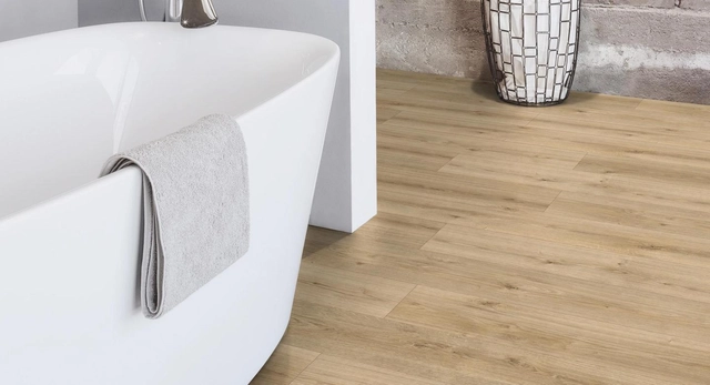Pisos laminados resistentes al agua: Funcionamiento y ejemplos de diseño - Imagen Principal
