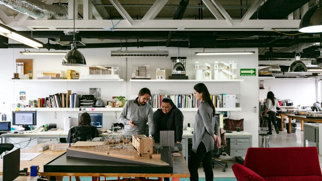 Aisha Ballesteros: "Como arquitectos debemos fomentar que la vivienda social cumpla con estándares mínimos de habitabilidad" - Imagen Principal