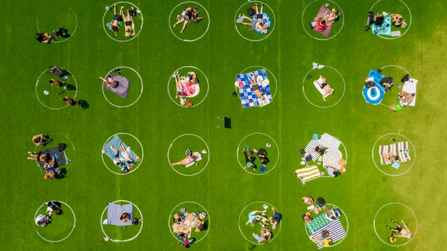 Domino Park presenta círculos de distancia social para adaptarse a la crisis COVID-19 - Imagen Principal