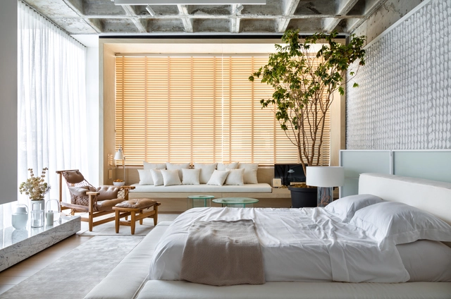 Cloud Nine Space / Studio Gabriel Bordin - Interior Photography, Residential Interiors, Bedroom, Table