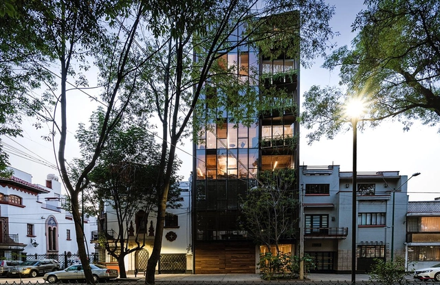 Edificio Torre 61 / JJRR/Arquitectura - Fotografía exterior, Edificio De Oficinas, Fachada