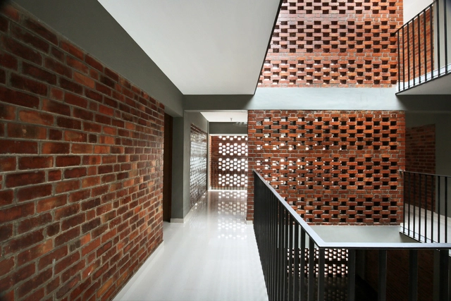 Benziger Hospice Home / Srijit Srinivas Architects - Interior Photography,  Healthcare Center
