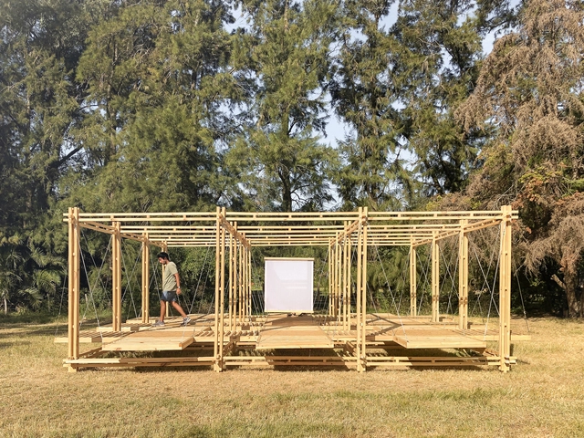 阿根廷木构建筑节装置：Ginga木亭 / Giovanna Taques + Guilherme Schmitt - 景观装置