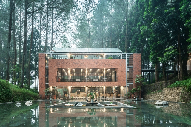 The Lakehouse Restaurant / LUWIST - Exterior Photography, Restaurant