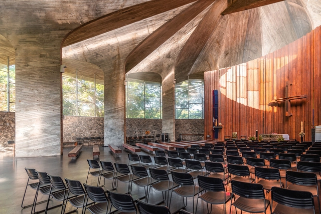 Igreja do Centro Administrativo da Bahia projetada por Lelé, pelas lentes de Guilherme Pucci - Imagem de Destaque