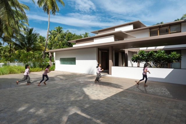 The House Within the Grid / LIJO RENY architects - Exterior Photography, House Interiors