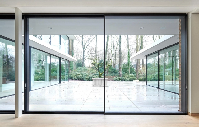 Symbiosis of Room and Nature: Solarlux - Featured Image