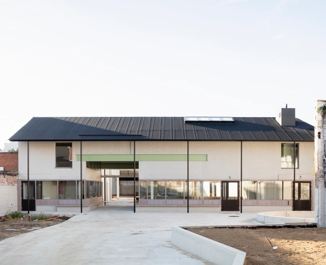 比利时最老DIY商店改造公园 / murmuur architecten + Carton123 architecten + AE-architecten - 建筑图, 社区中心, 表皮