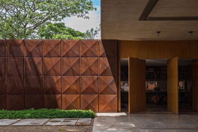 Casas en Brasil: 10 ejemplos con acero corten - Imagen Principal