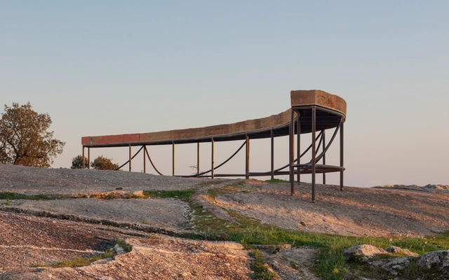Instalação Walk the curve / Ayelen Peressini + Inês Teles - Fotografia de Exterior, Estruturas E Instalações