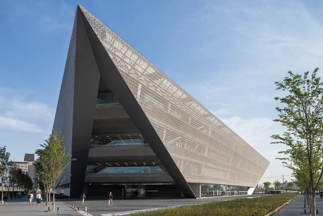 Otemon Gakuin University Academic-Ark / Mitsubishi Jisho Sekkei - Exterior Photography, Sustainability, Facade