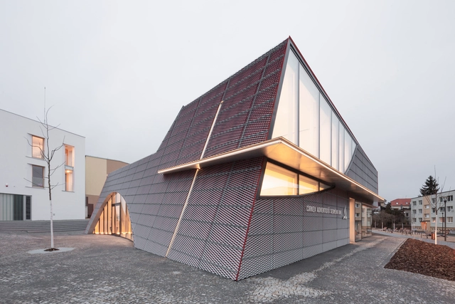 Centro comunitario Sedlčany / A8000 - Centro Comunitario