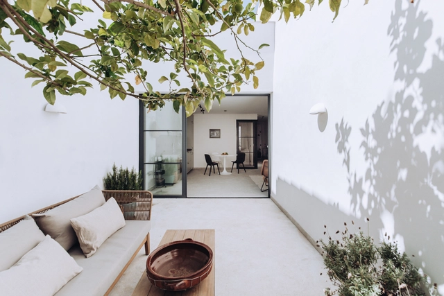 Casa Portixol I / PMA Studio - Fotografía interior, Renovación, Fachada, Puerta, Mesas, Iluminación, Sillas
