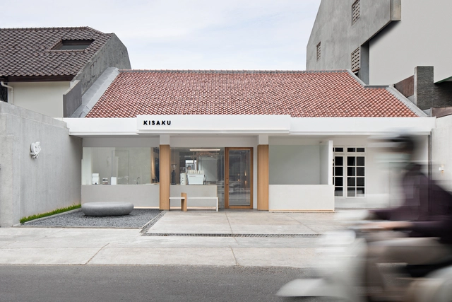 雅加达‘积极’咖啡馆 / Seniman Ruang - 建筑图, 室内设计, 表皮, 门