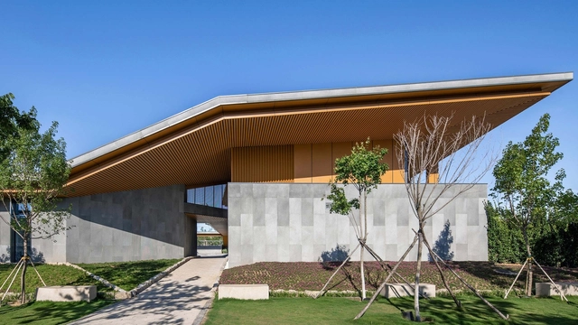 Qiseshan Quarry Garden Visitor Centre / UUA (United Units Architects) - Exterior Photography, Visitor Center, Facade