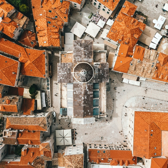Public Spaces and Urban Areas: 12 Squares Viewed from Above - Featured Image