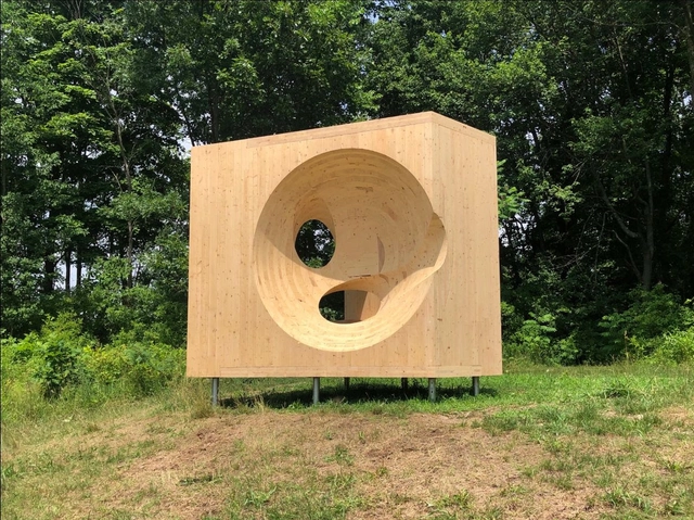 Steven Holl explora subtrações em CLT para criar uma escultura lúdica - Imagem de Destaque